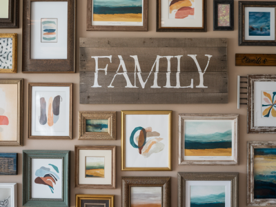 styling tips to create a gallery wall using curated pieces from thukthaeshop