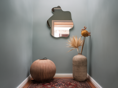 How to transform a narrow entryway into a welcoming nook using one sculptural mirror and two thukthaeshop accents